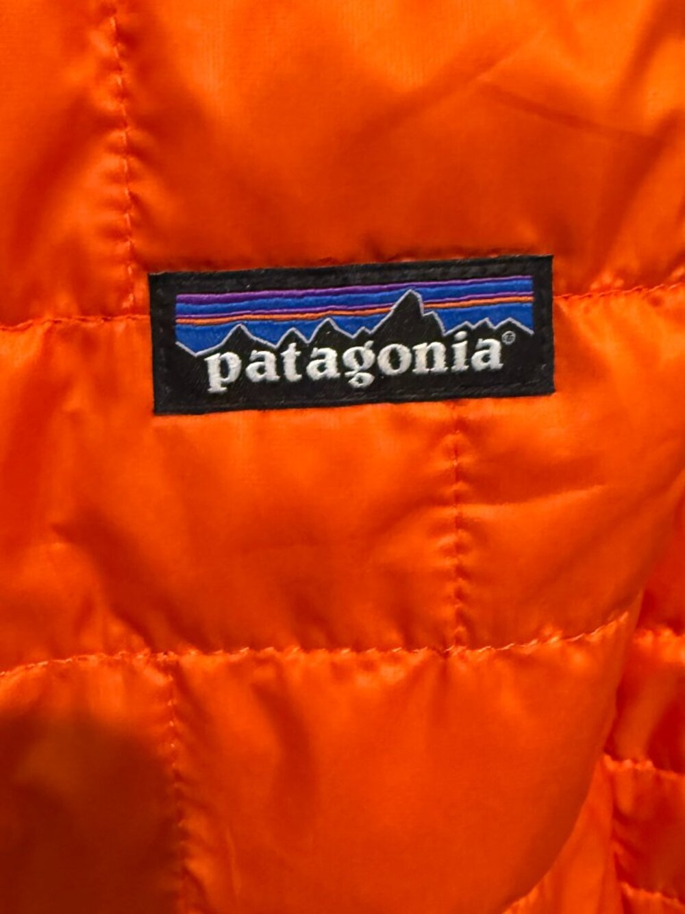 Patagonia Nano Puff Vest Women Small Puffer Full Zip Primaloft EUC Orange Logo - Picture 2 of 9